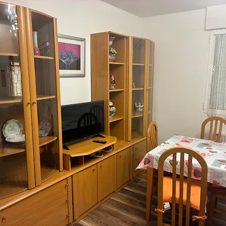 Puentecuervo 3 Appartement *